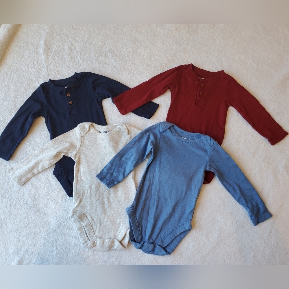 Set of 4 Long Sleeve Baby Bodysuits Size 6-9 M